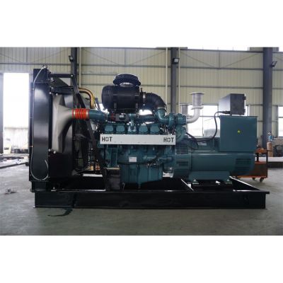 250kw斗山大宇柴油發(fā)電機(jī)組-斗山大宇6缸柴油機(jī)P126TI柴油發(fā)電機(jī)組,缸徑/行程：123/155mm,柴油發(fā)電機(jī)組水冷發(fā)動機(jī)功率272KW,柴油發(fā)電機(jī)組配套馬拉松斯坦福發(fā)電機(jī)。廠價直銷歡迎選購：13773399855。